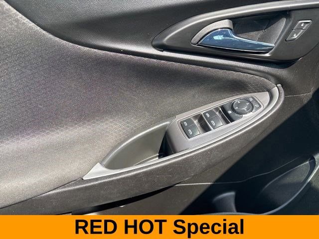 Used 2023 Chevrolet Malibu LT image 13