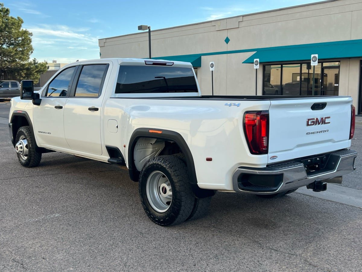 Used 2023 GMC Sierra 3500 Pro w/ Convenience Package AWD/4WD image 5