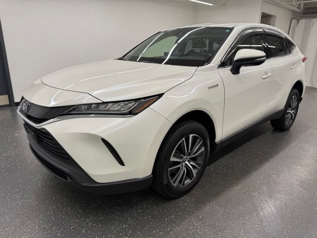 Certified 2021 Toyota Venza LE w/ Carpet Mat Package (TMS) AWD/4WD image 5