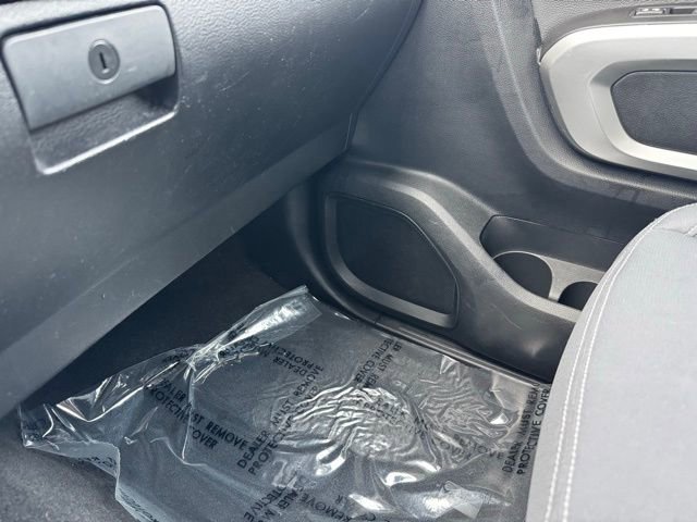 Used 2020 Nissan Titan SV image 21