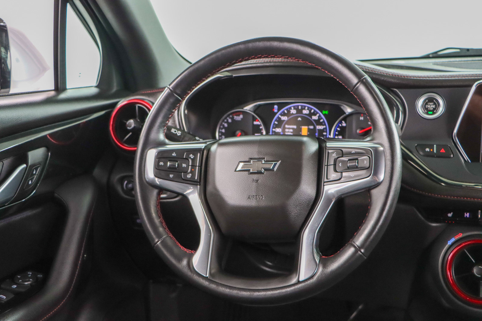 Used 2022 Chevrolet Blazer RS FWD image 12