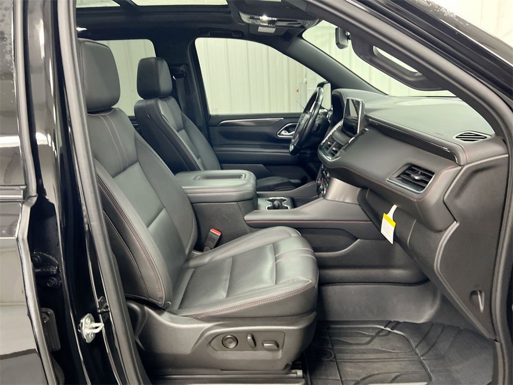 Used 2022 Chevrolet Tahoe RST w/ Sport Performance Package image 23