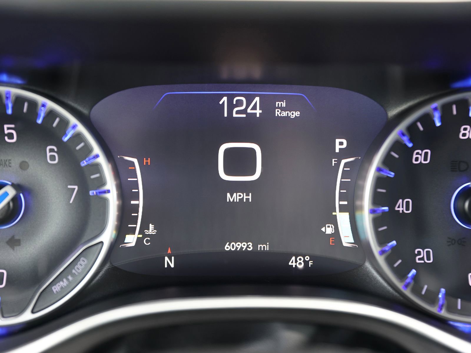 Used 2023 Chrysler Pacifica Touring-L image 40