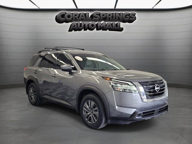 Certified 2022 Nissan Pathfinder SV w/ Cargo Package FWD image 1