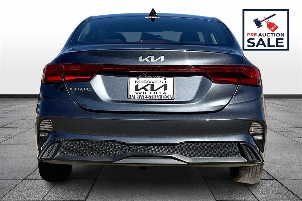 Certified 2024 Kia Forte LXS image 4