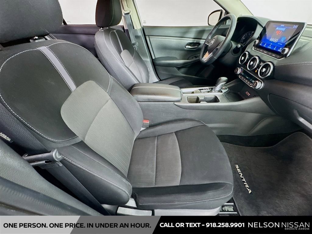 Used 2021 Nissan Sentra SV FWD image 25