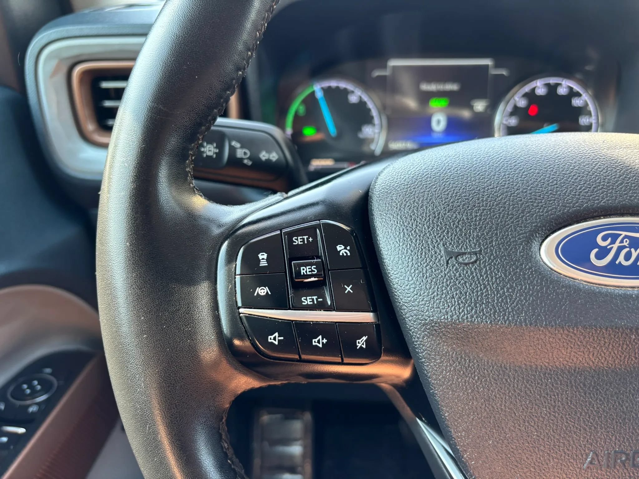 Used 2023 Ford Maverick Lariat w/ Lariat Luxury Package FWD image 21