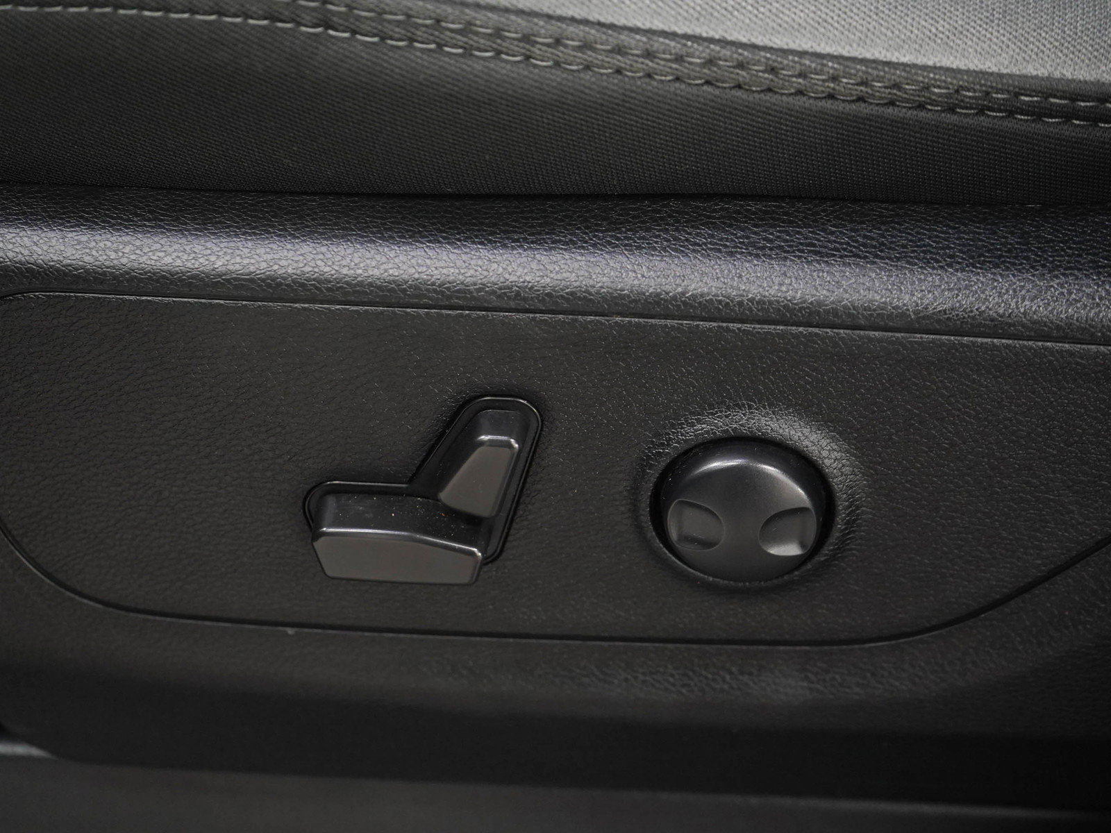Used 2022 RAM 1500 Big Horn AWD/4WD image 23