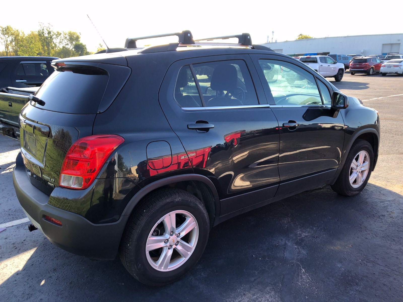 Used 2016 Chevrolet Trax LT w/ LT Sun and Sound Package AWD/4WD image 4