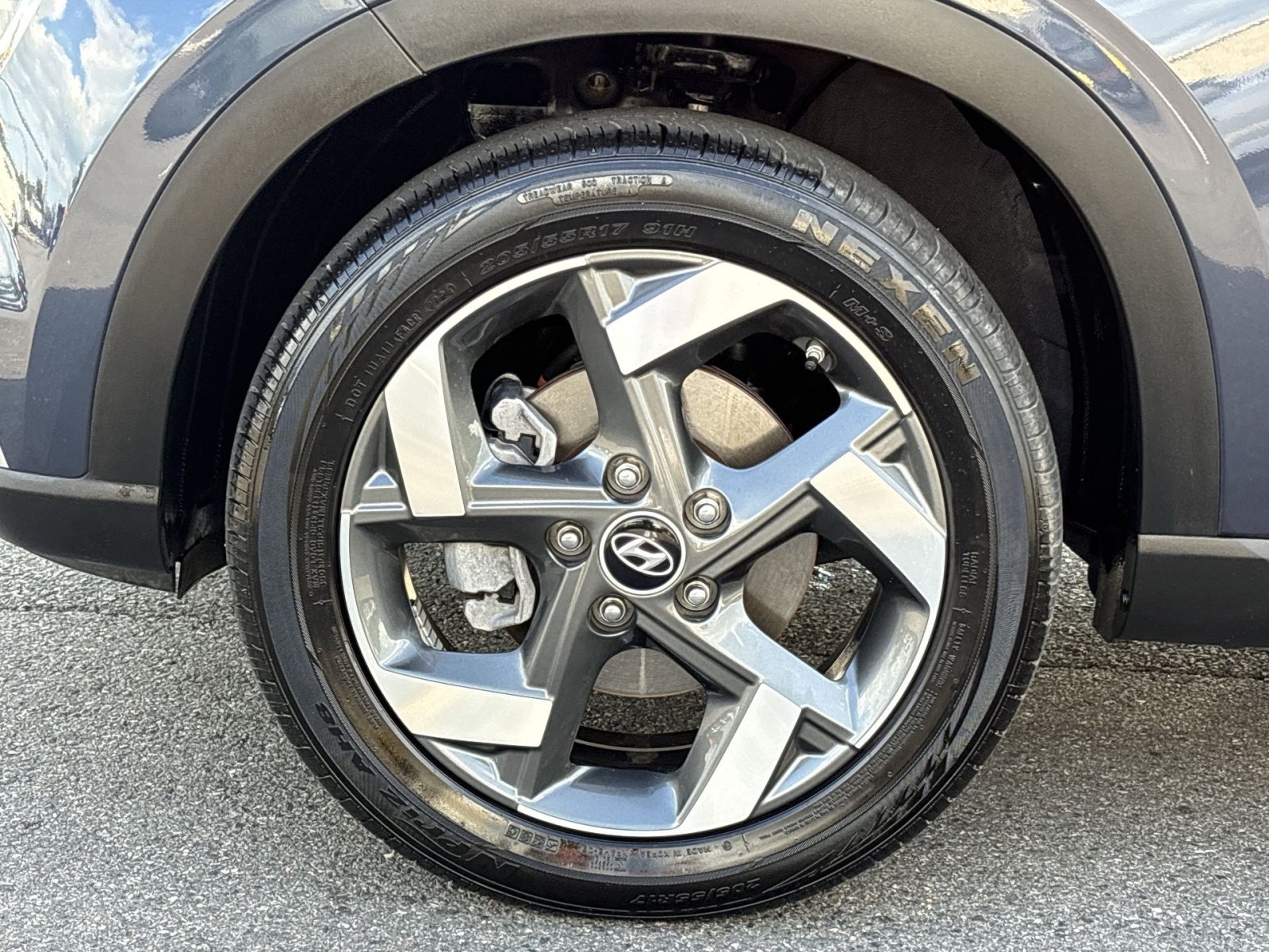 Used 2026 Hyundai Venue SEL FWD image 12