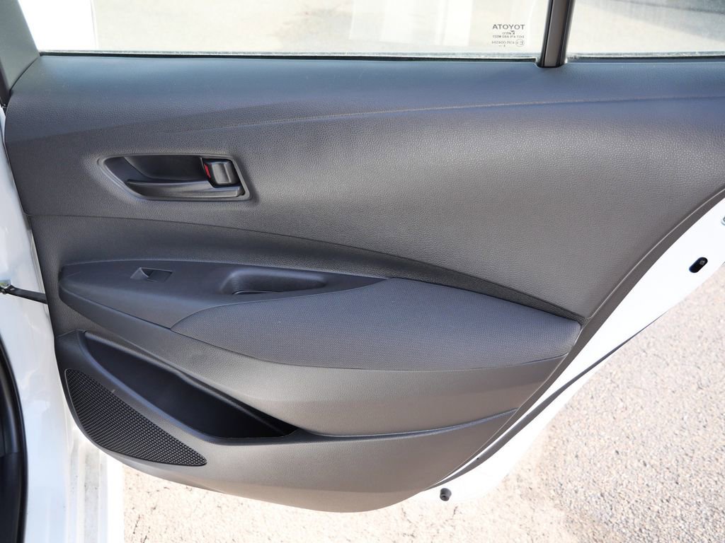 Used 2024 Toyota Corolla LE image 17
