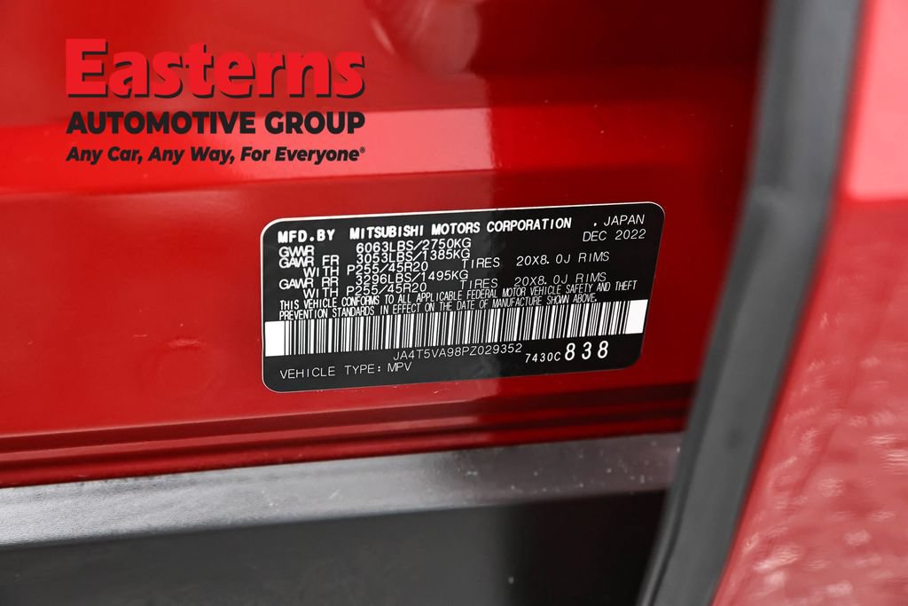 Used 2023 Mitsubishi Outlander SEL AWD/4WD image 37