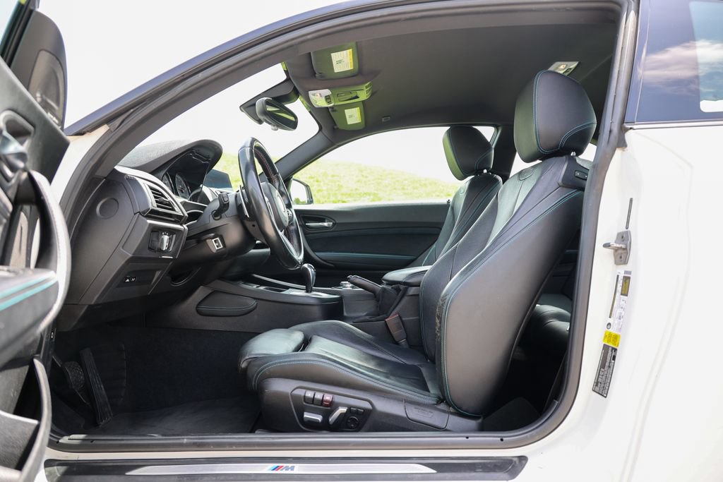 Used 2017 BMW M2 RWD image 22