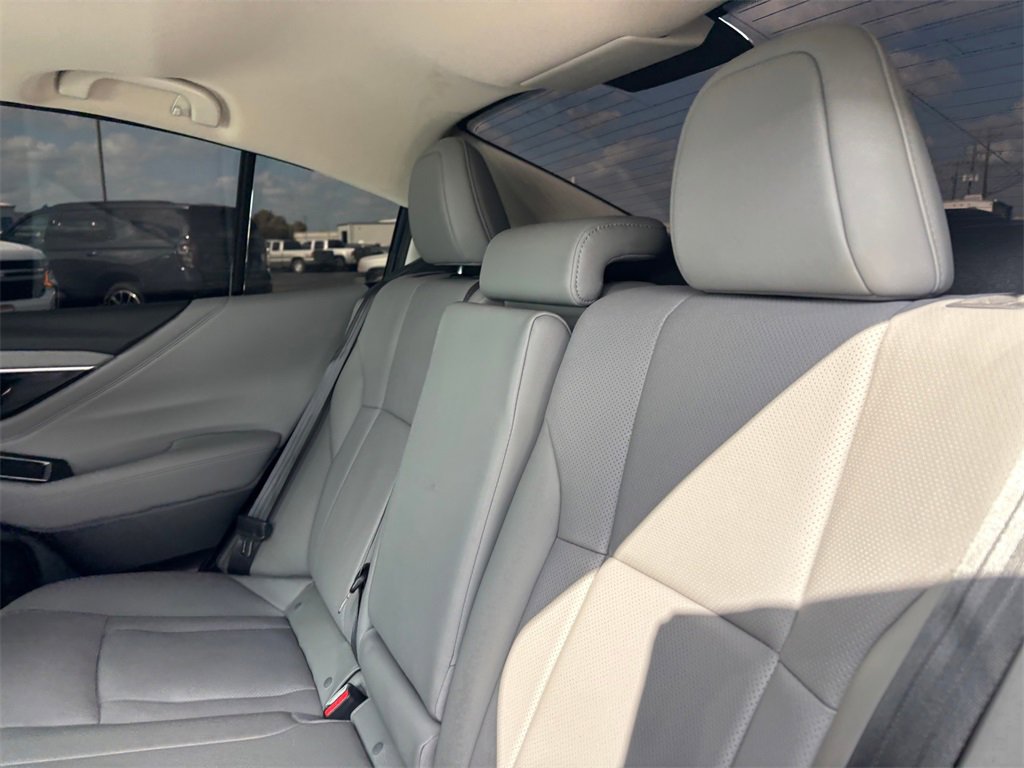 Used 2024 Subaru Legacy Limited image 31