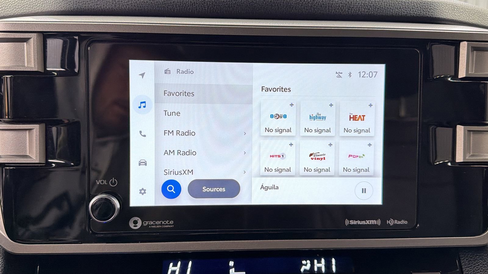 Used 2024 Toyota Tundra SR5 w/ SR5 Premium Package image 27