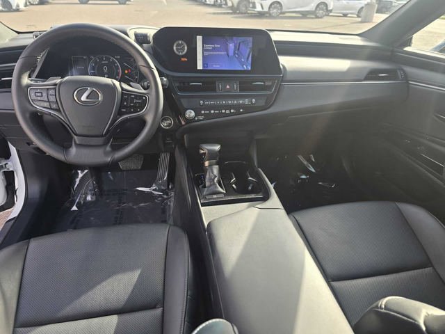 Certified 2024 Lexus ES 350 w/ Accessory Package (Z2) FWD image 18