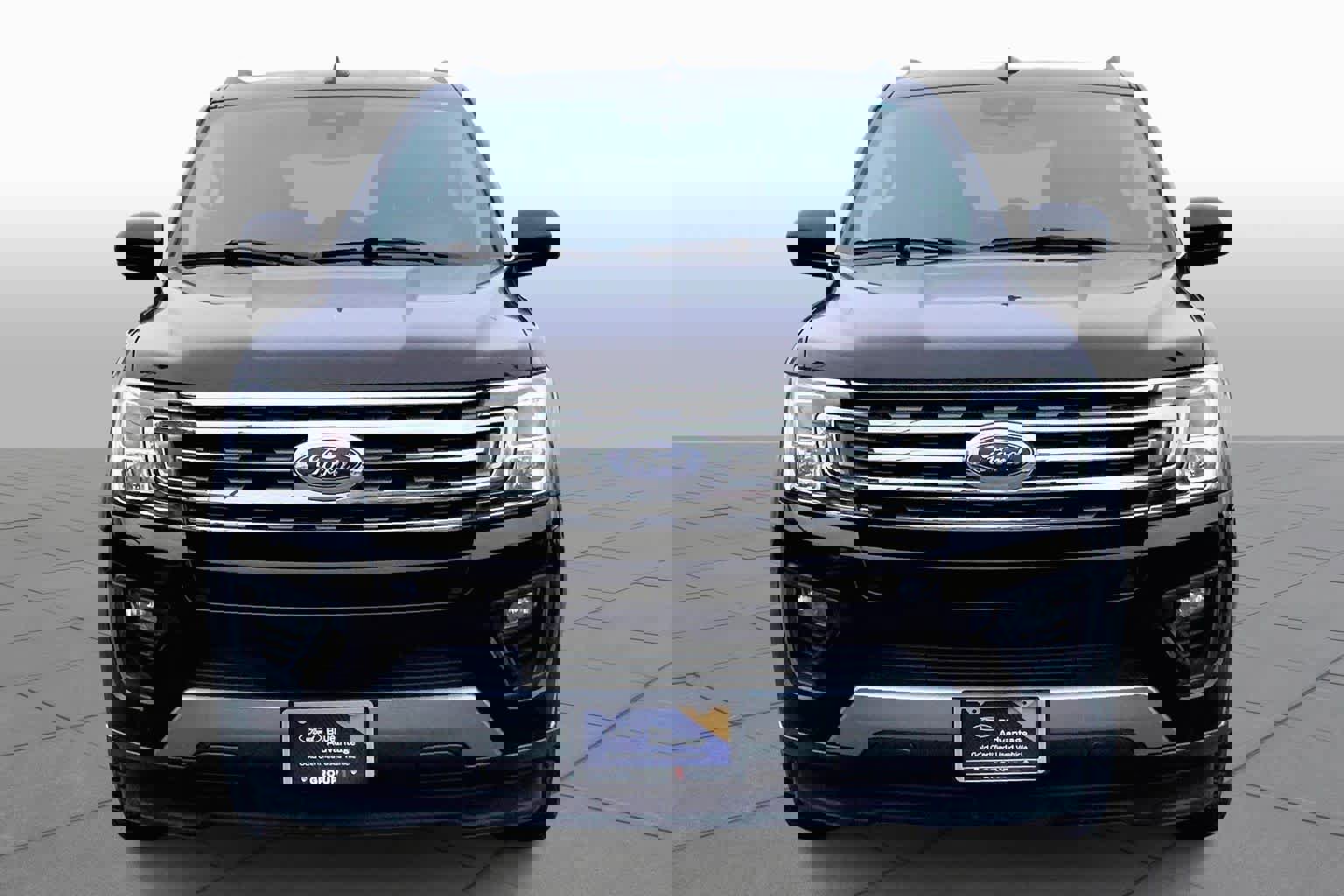 Certified 2021 Ford Expedition XLT image 3