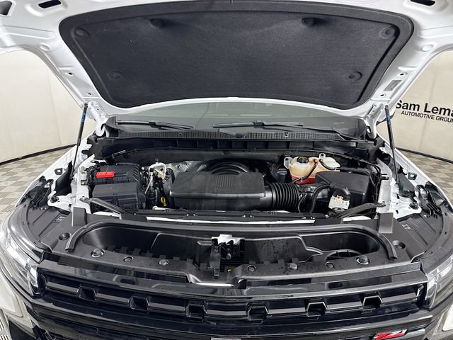 Used 2024 Chevrolet Suburban Z71 w/ Luxury Package image 33