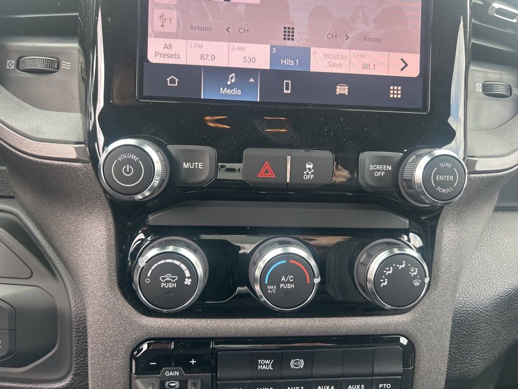 New 2026 RAM 5500 Tradesman w/ Chrome Appearance Group image 22