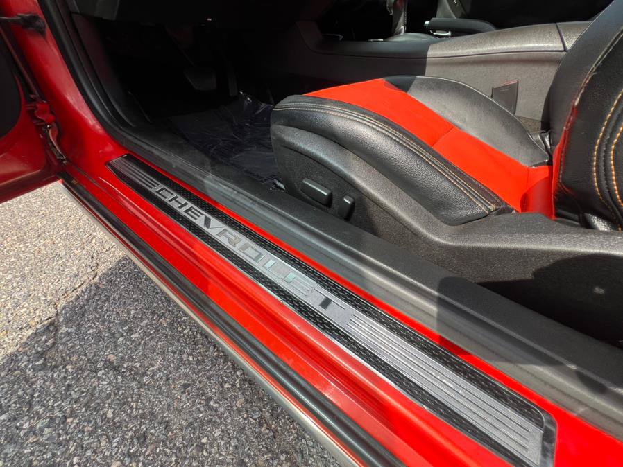 Used 2010 Chevrolet Camaro SS RWD image 10