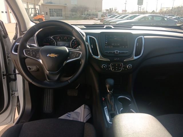 Used 2024 Chevrolet Equinox LT image 20
