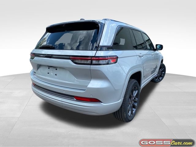 Used 2026 Jeep Grand Cherokee Limited AWD/4WD image 3