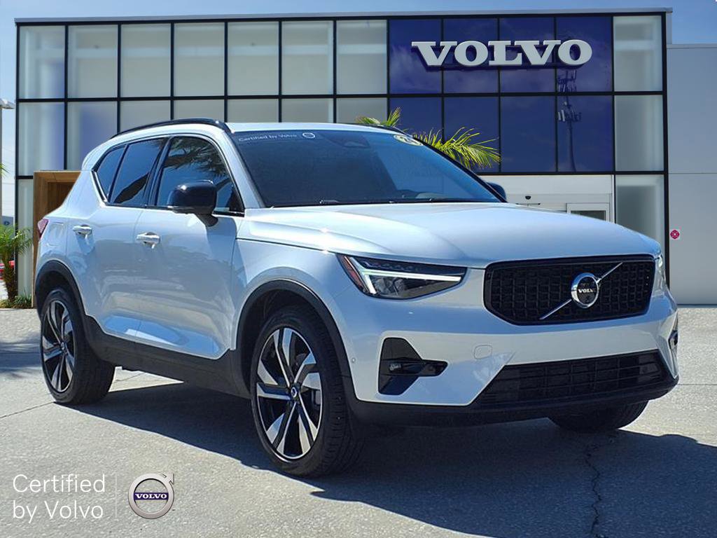 Certified 2024 Volvo XC40 B5 Plus w/ Climate Package