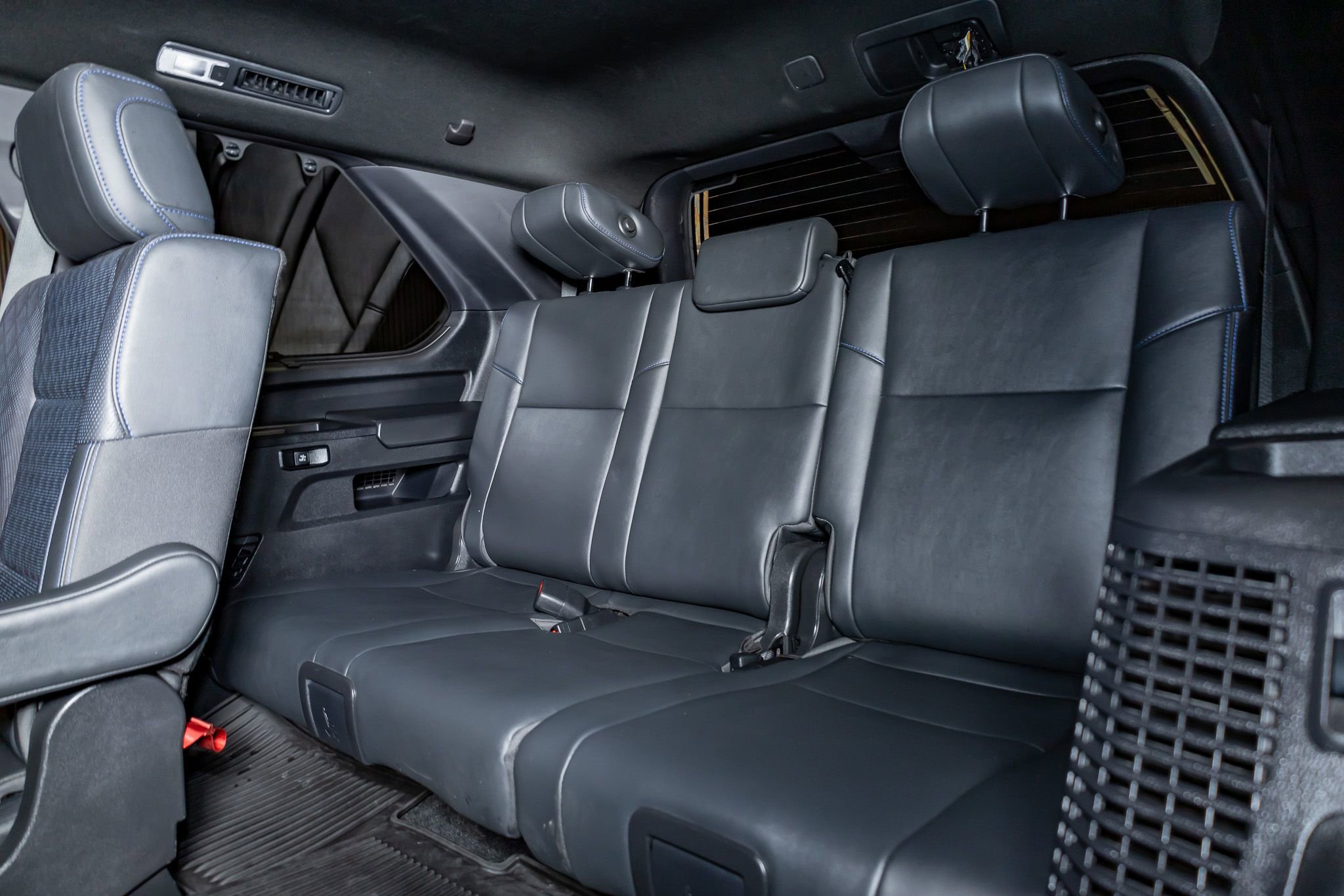 Used 2025 Toyota Sequoia Platinum w/ TRD Off-Road Package image 25