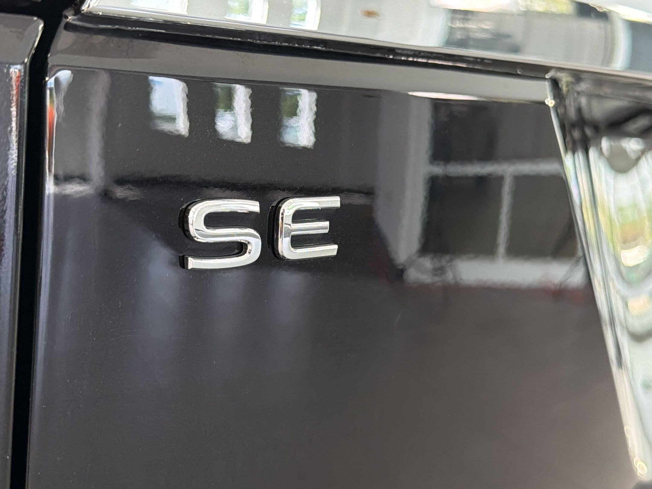 Used 2022 Volkswagen Atlas SE FWD image 34
