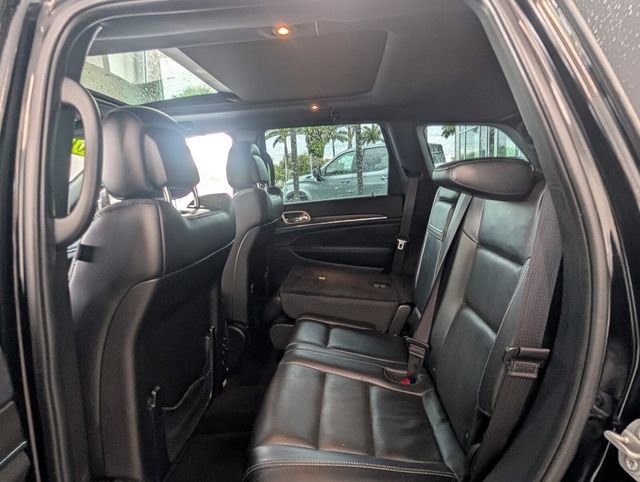 Used 2017 Jeep Grand Cherokee Limited w/ Luxury Group II image 8