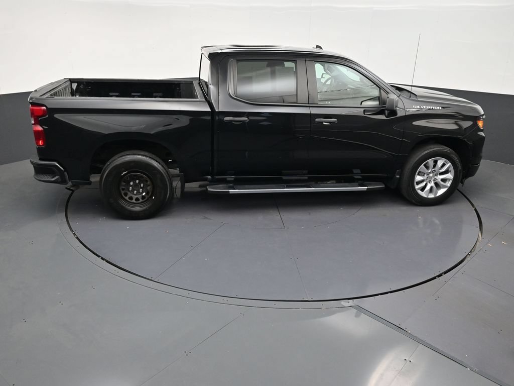 Used 2024 Chevrolet Silverado 1500 Custom RWD image 17