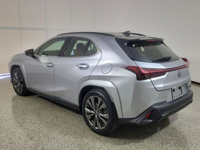 Used 2023 Lexus UX 250h F Sport FWD image 3