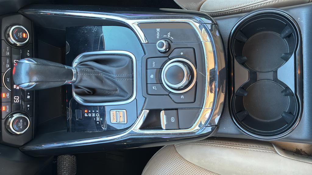 Used 2018 MAZDA CX-9 Touring w/ Touring Premium Package image 24
