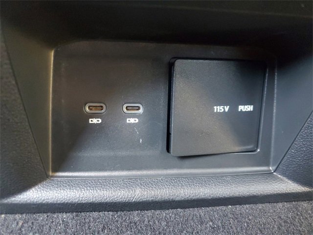 Certified 2023 Volkswagen Atlas SEL R-Line image 12