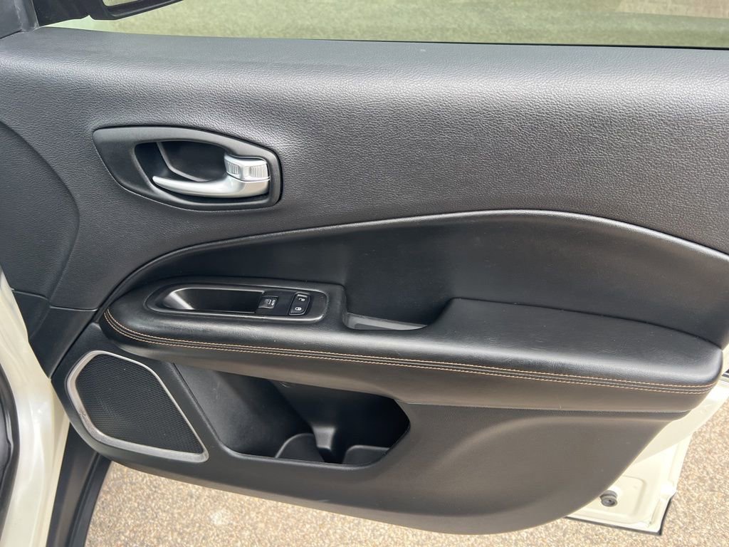 Used 2021 Jeep Compass Limited image 19