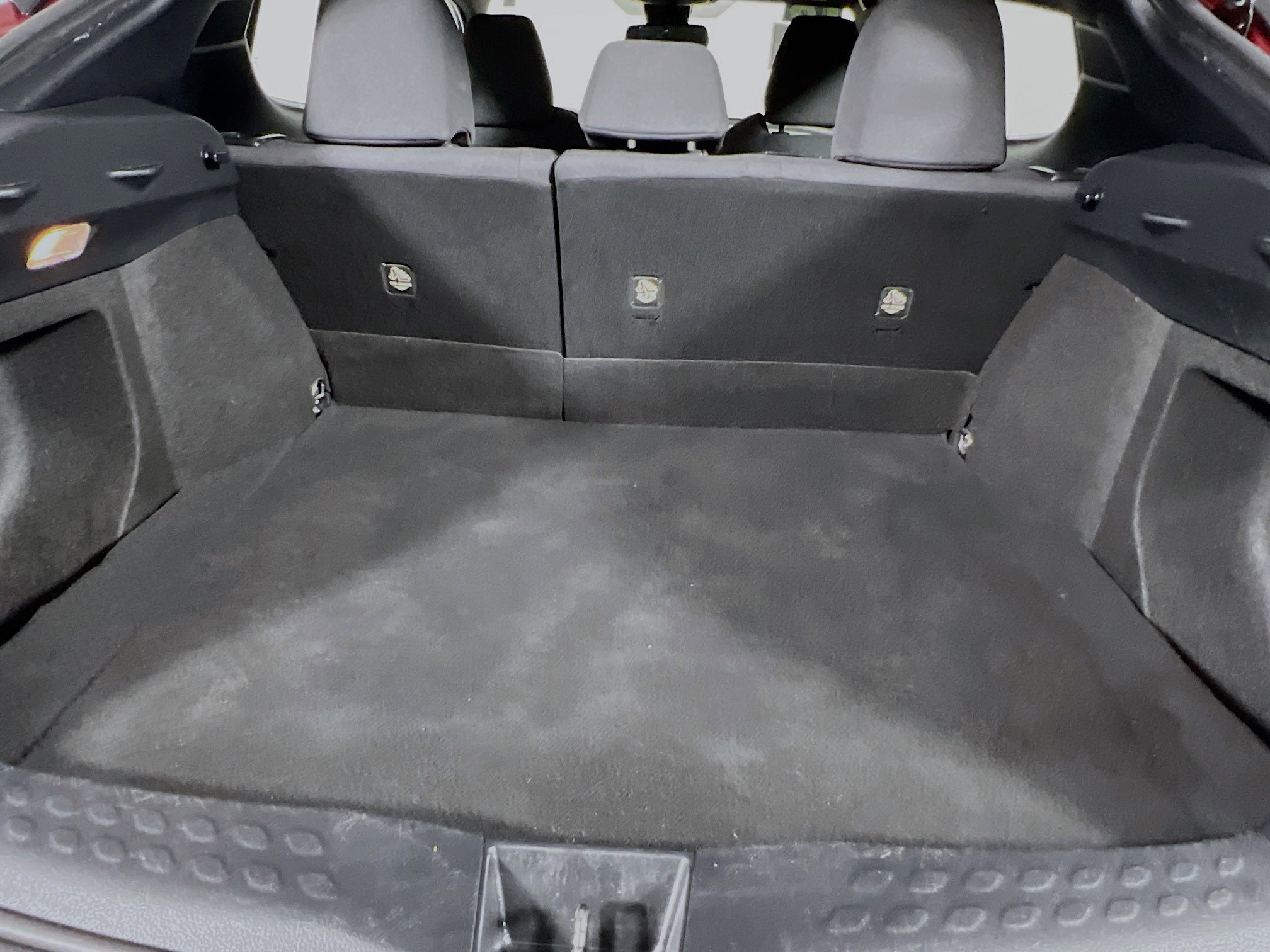 Used 2018 Toyota C-HR XLE image 33