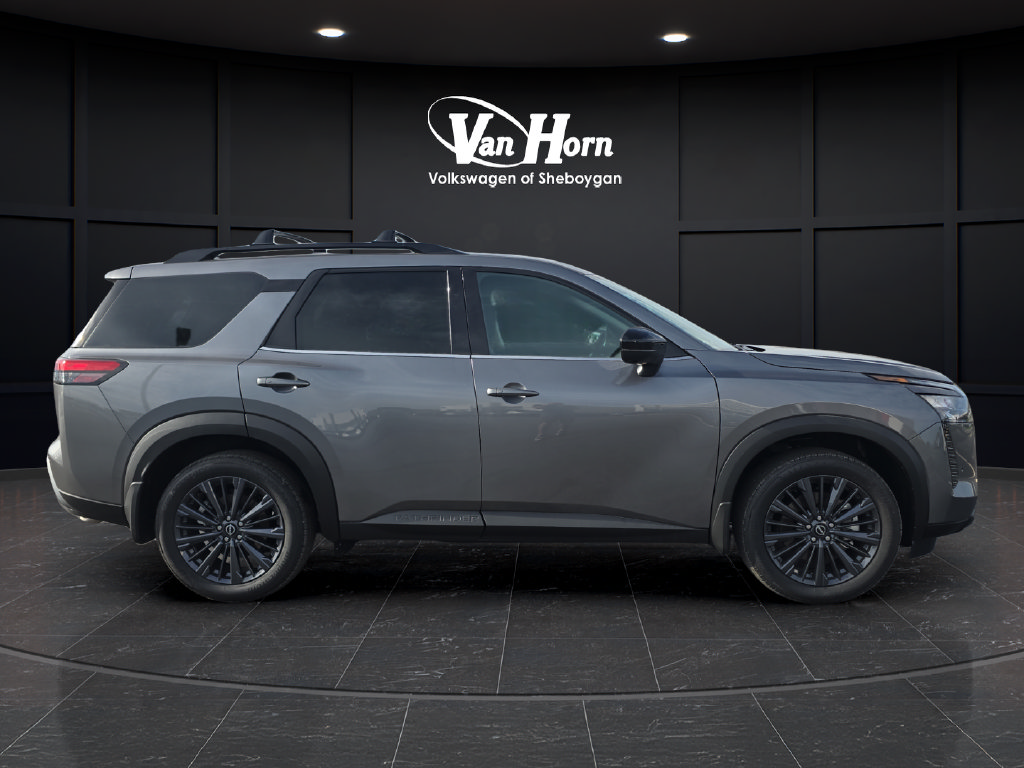 New 2026 Nissan Pathfinder SL w/ SL Premium Package AWD/4WD image 8