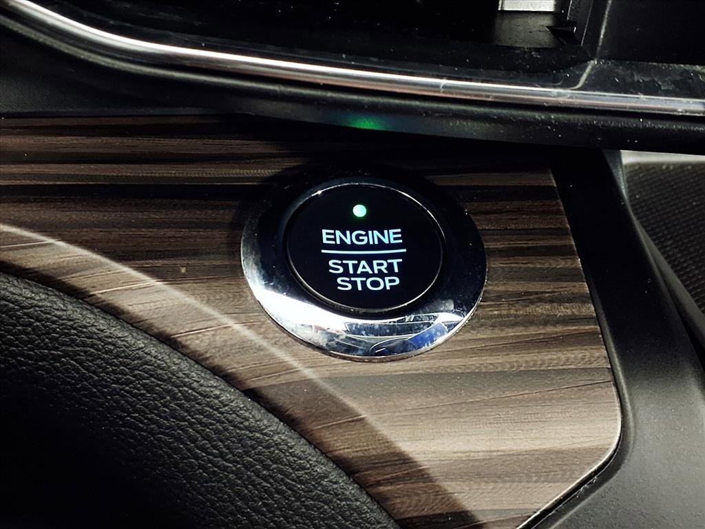 Used 2020 Ford Explorer Limited image 17