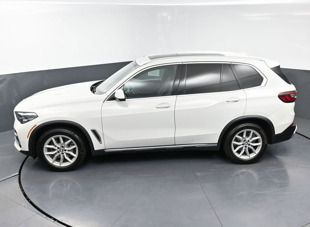 Used 2021 BMW X5 xDrive40i w/ Convenience Package image 47