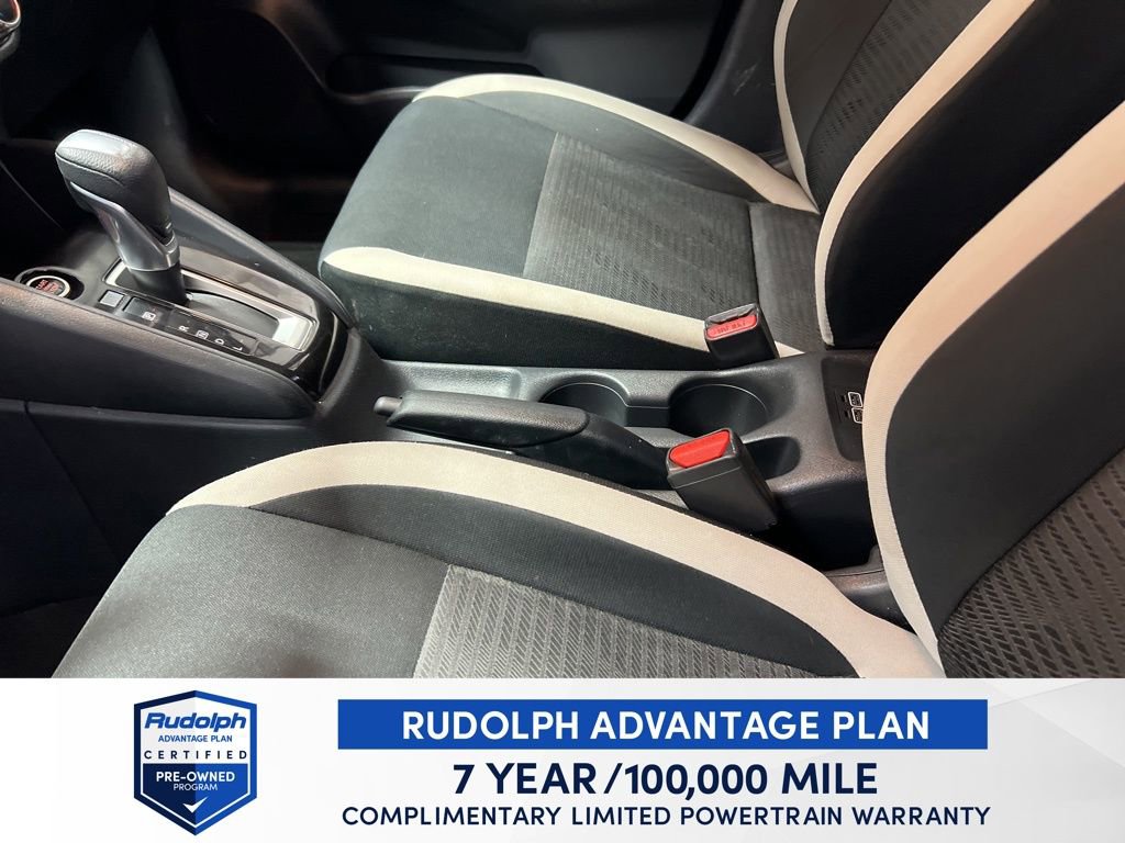 Used 2021 Nissan Versa SV image 31