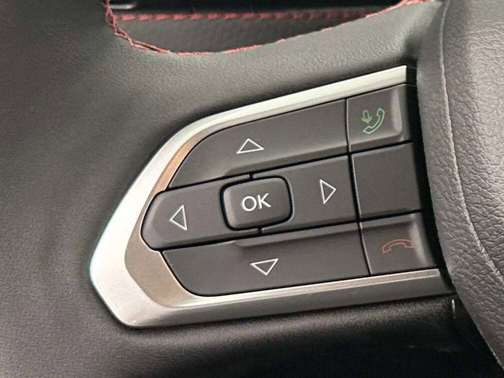 New 2026 Jeep Compass Trailhawk image 35