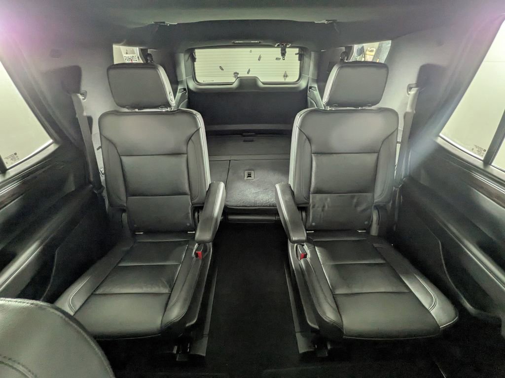 Used 2021 Chevrolet Tahoe Z71 w/ Z71 Signature Package image 30