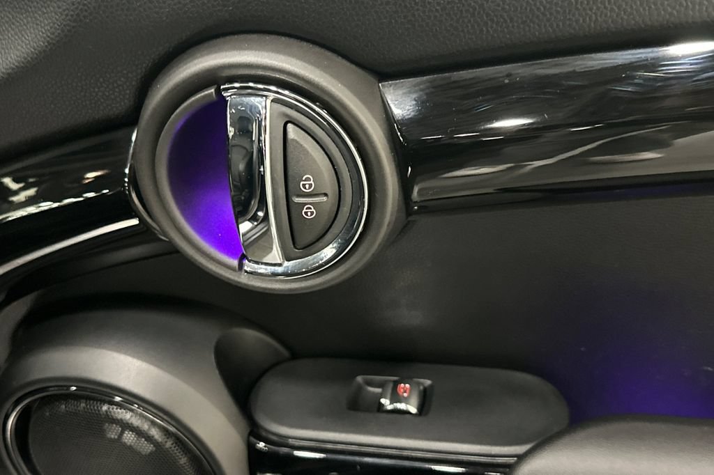 Used 2020 MINI Cooper S w/ Premium Package FWD image 20