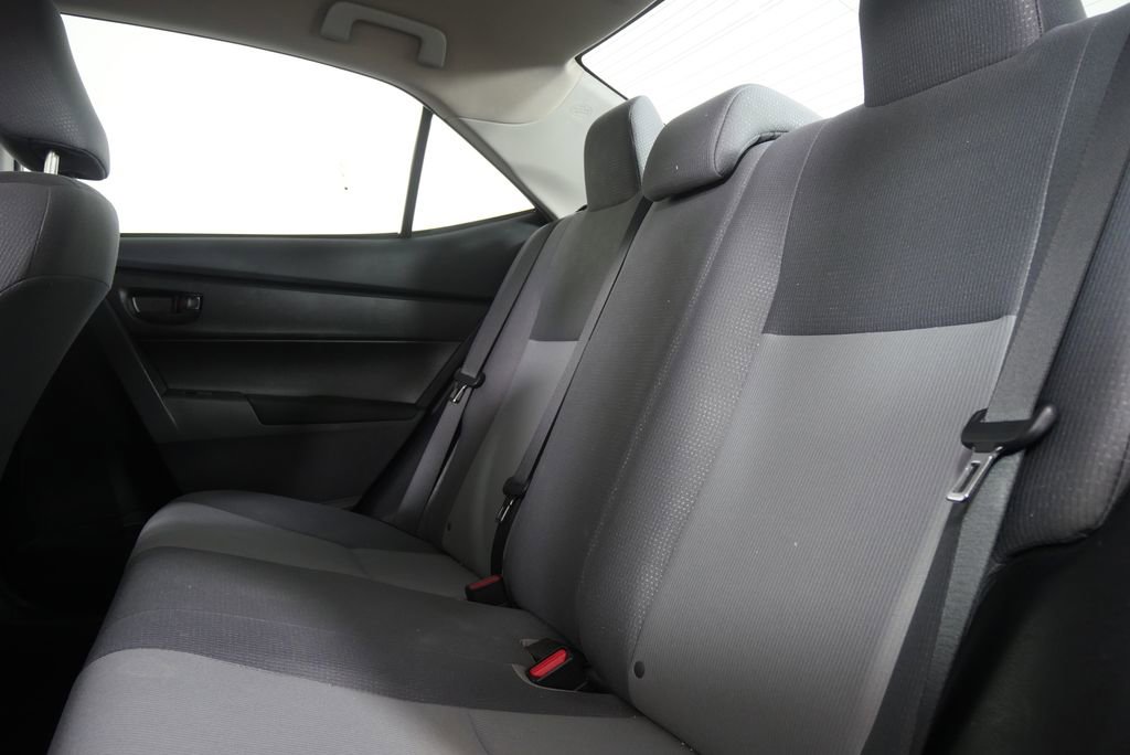 Used 2017 Toyota Corolla L FWD image 9