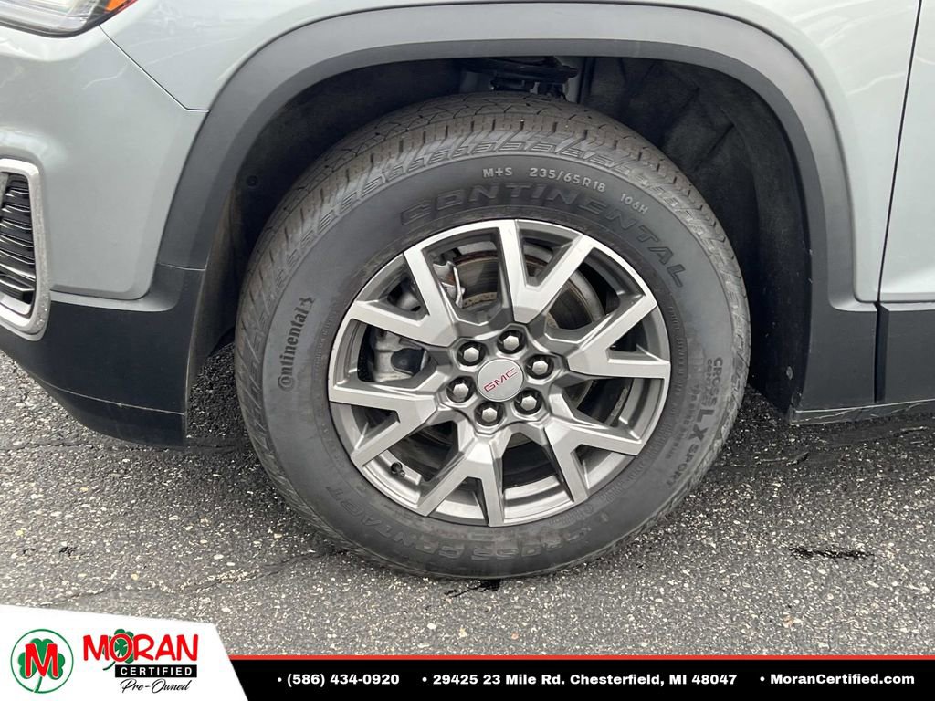 Used 2023 GMC Acadia SLE w/ LPO, Cargo Package AWD/4WD image 9