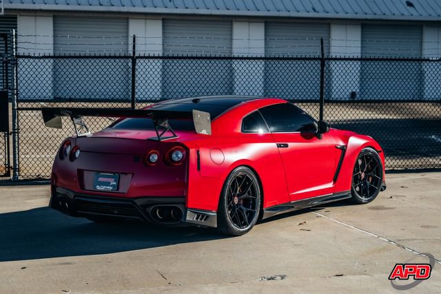 Used 2020 Nissan GT-R Premium w/ Premium Interior Package image 60