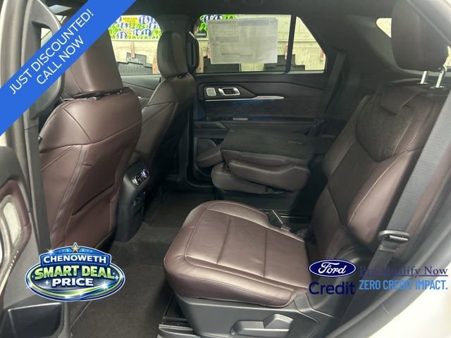 New 2025 Ford Explorer Platinum w/ Ultimate Package image 18