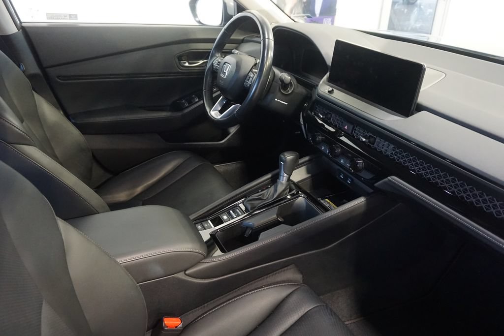 Used 2024 Honda Accord Touring image 27
