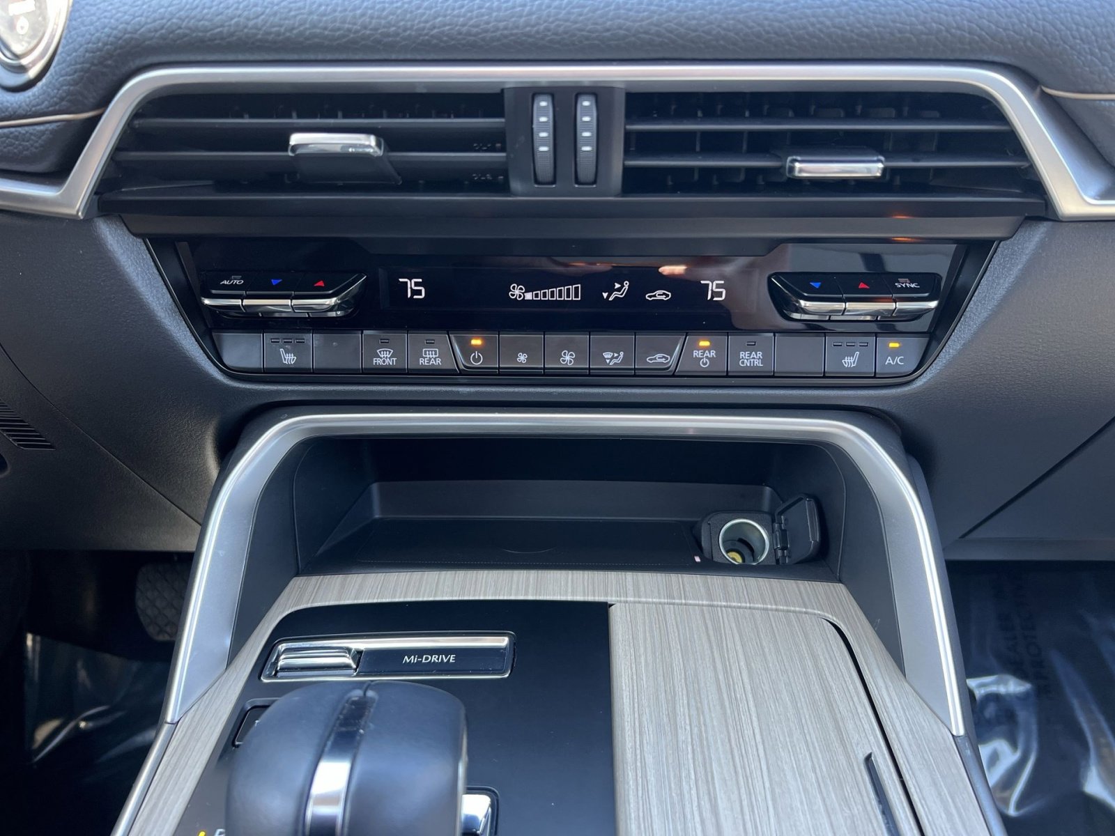 Used 2025 MAZDA CX-90 Plug-In Hybrid w/ Preferred image 20