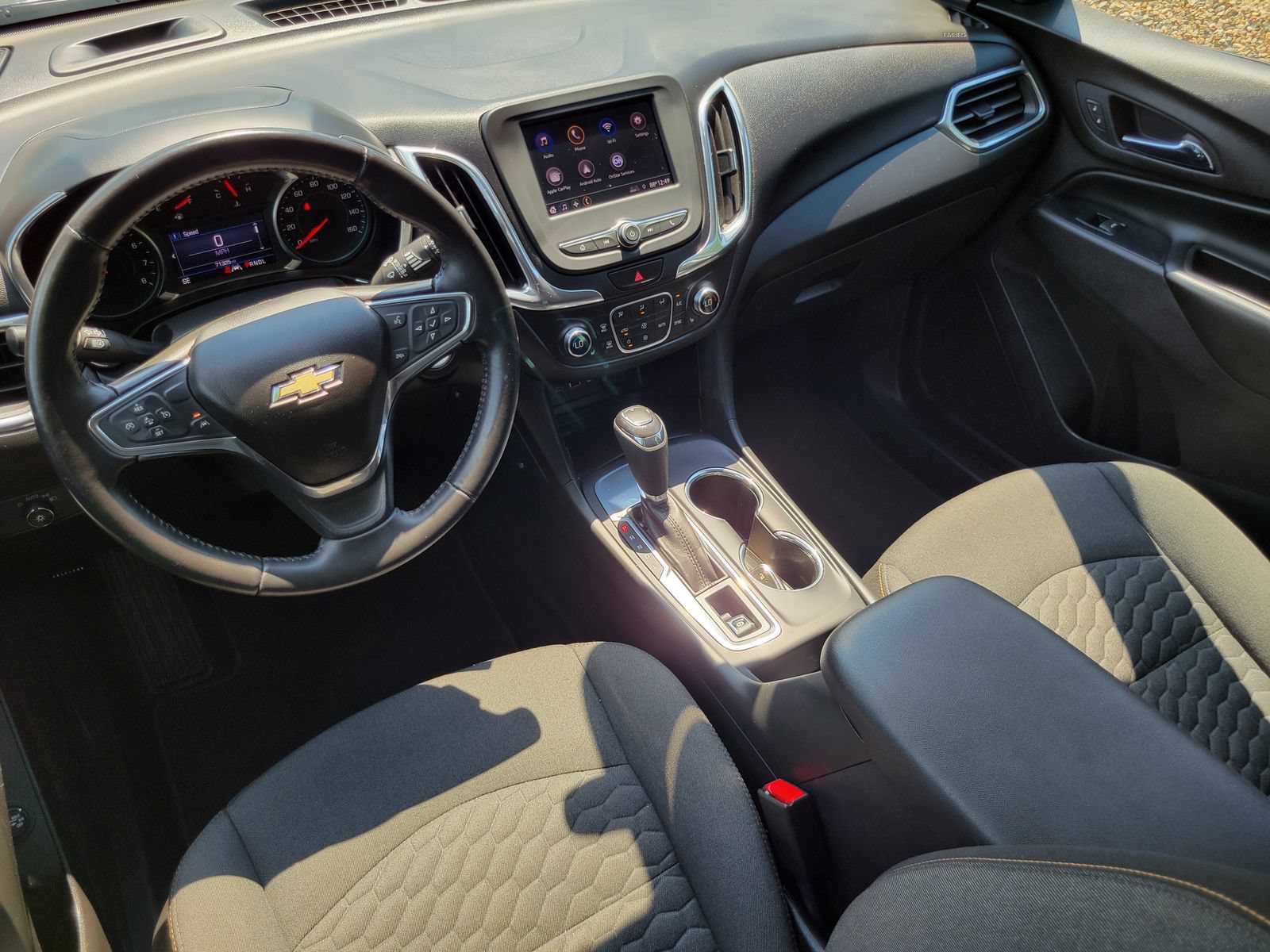 Used 2020 Chevrolet Equinox LT FWD image 26